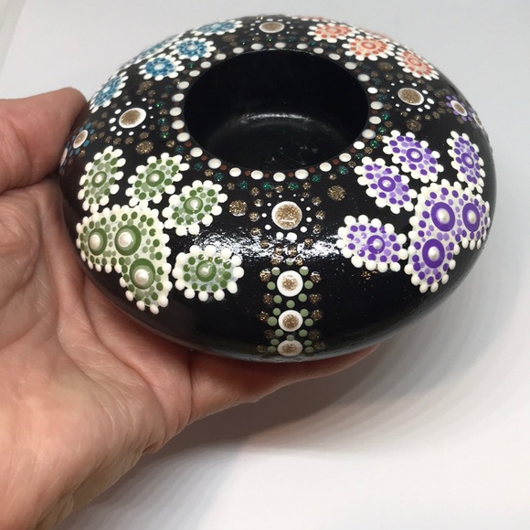 Hand Cast/Painted Tea Light Holder - Picture 5 of 6